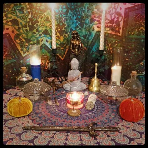 The Witch's Altar: Creating a Personal Sacred Space for Witchcraft